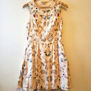 Yumi A-line menagerie dress w cutout, size 2/4
